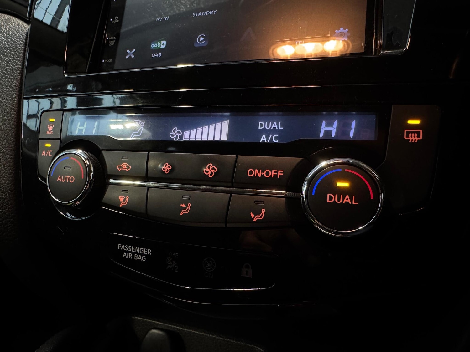 Used Nissan Qashqai 2014 for sale - 76999739: Photo 23