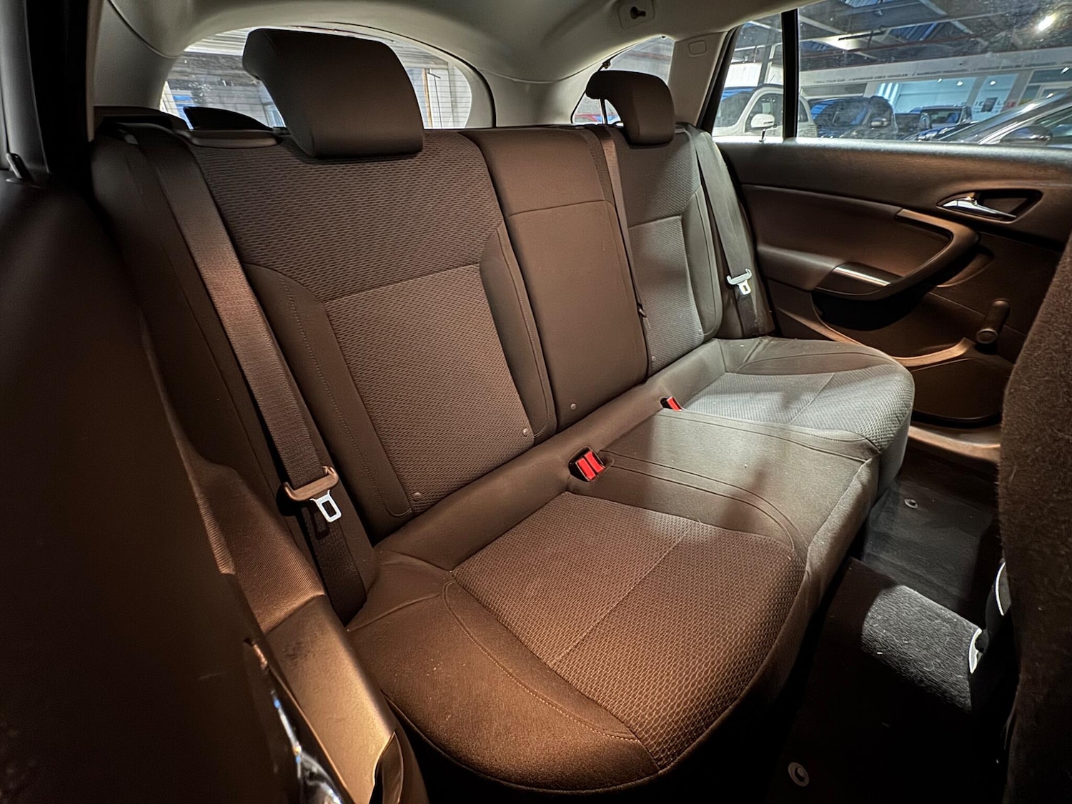 Used Vauxhall Insignia 2015 for sale - 77158084: Photo 15