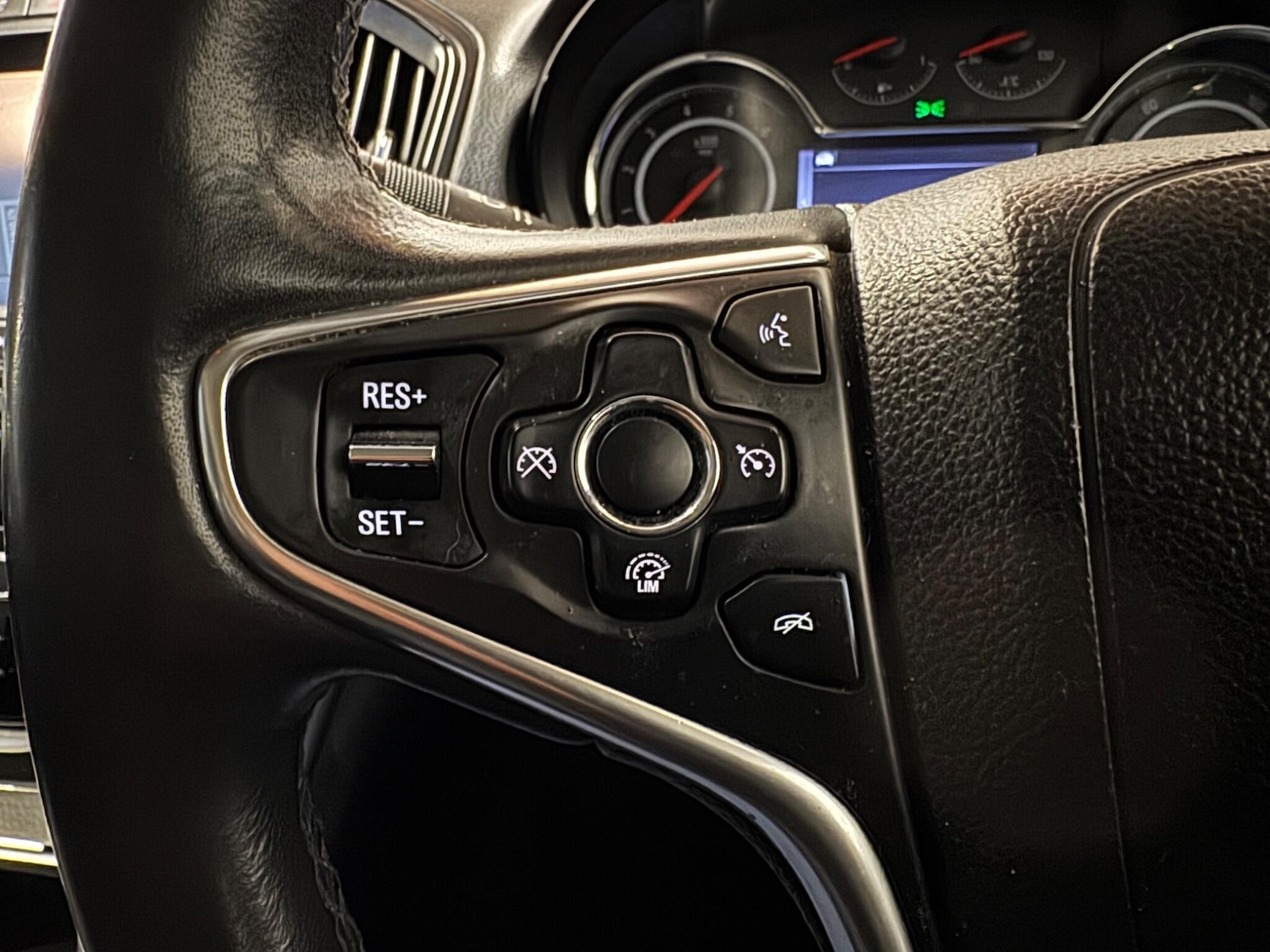 Used Vauxhall Insignia 2015 for sale - 77158084: Photo 20