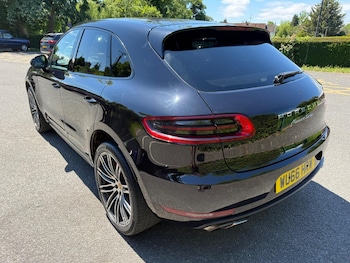 Used Porsche Macan 2016 for sale - 78802140: Photo