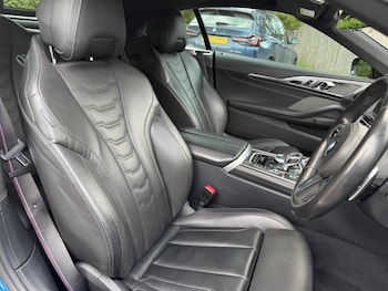 Used BMW 8 Series 2019 for sale - 78341042: Photo