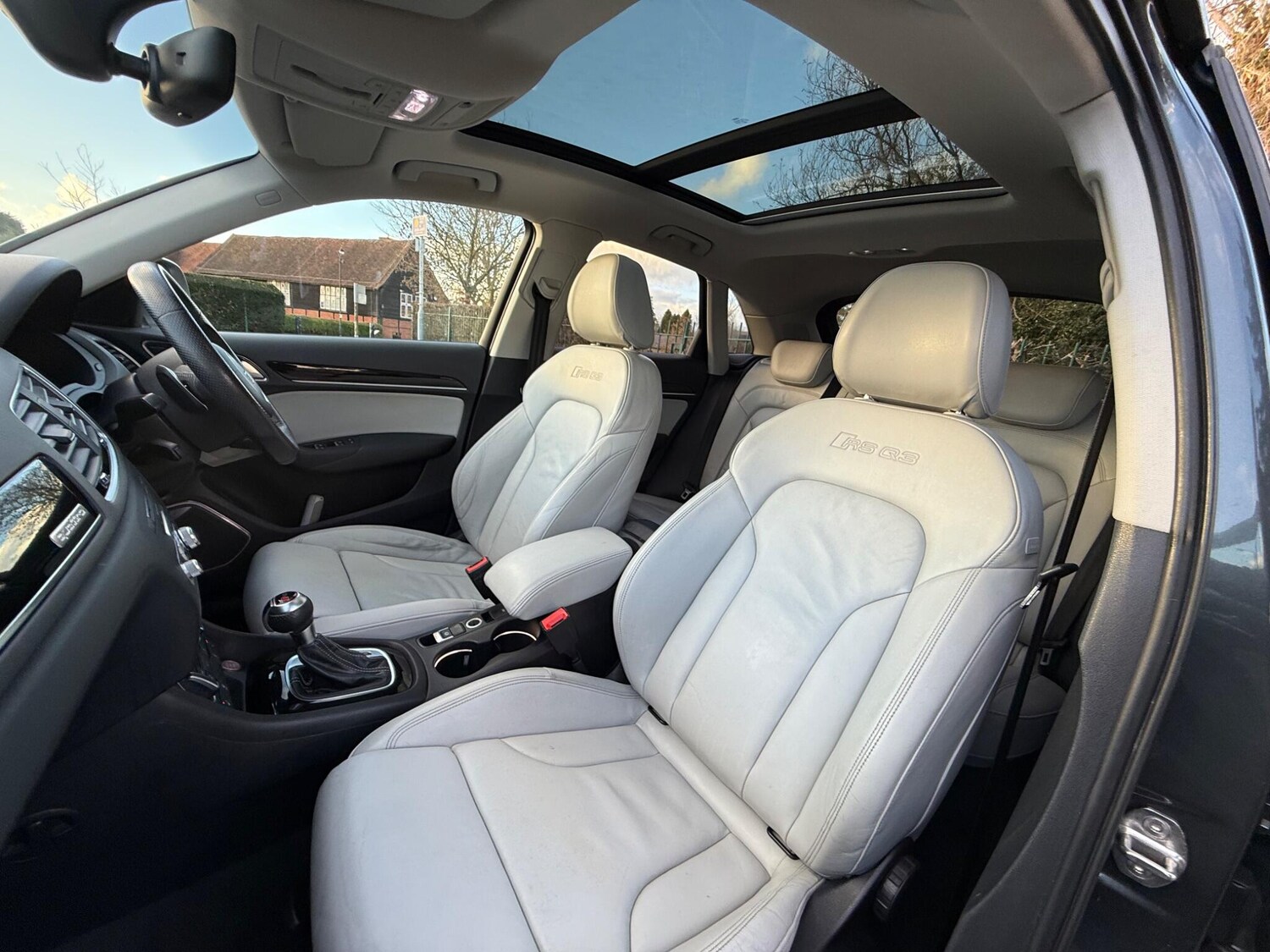 Used Audi RS Q3 2016 for sale - 76685534: Photo 11