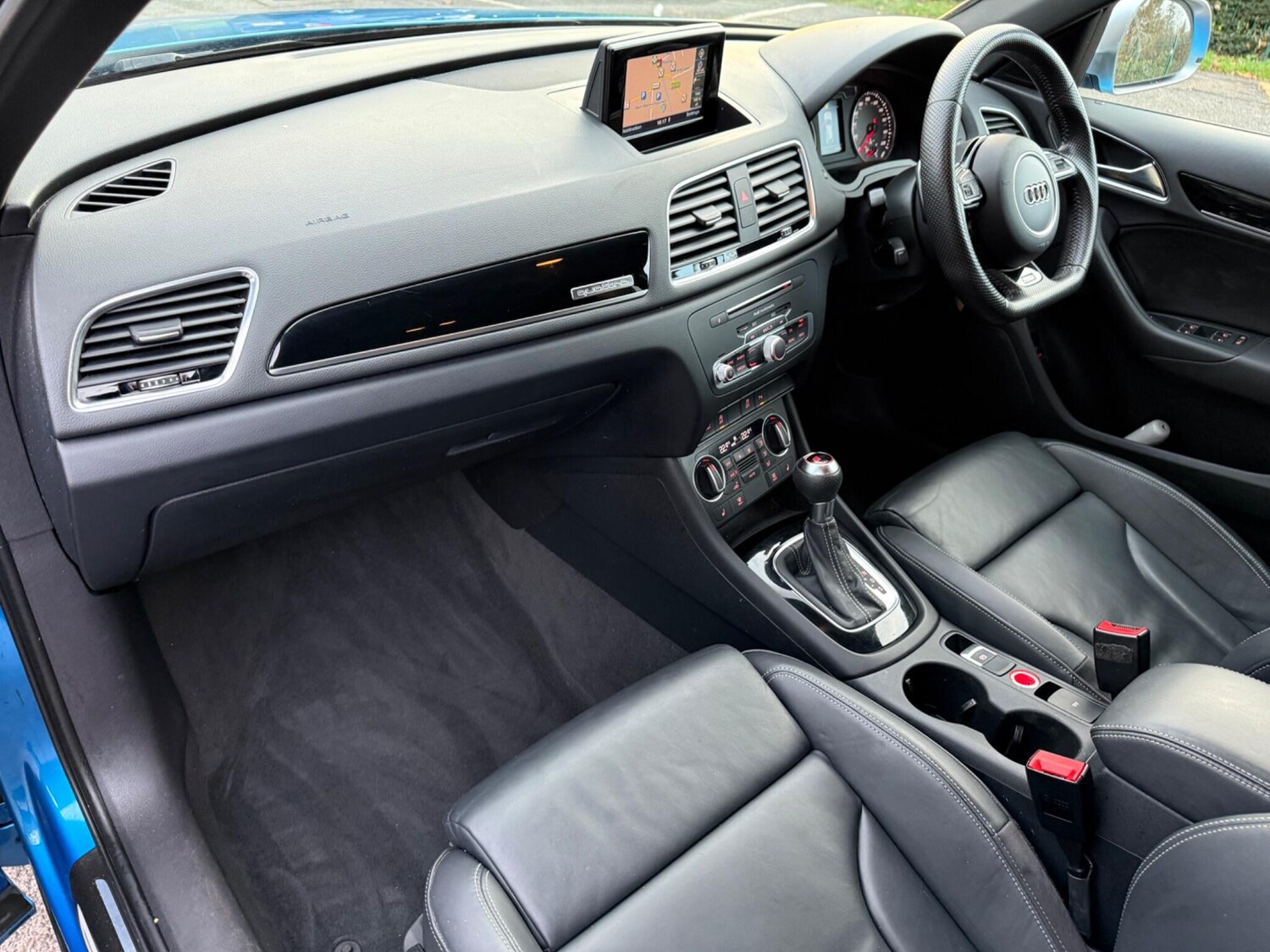 Used Audi RS Q3 2015 for sale - 76650360: Photo 14