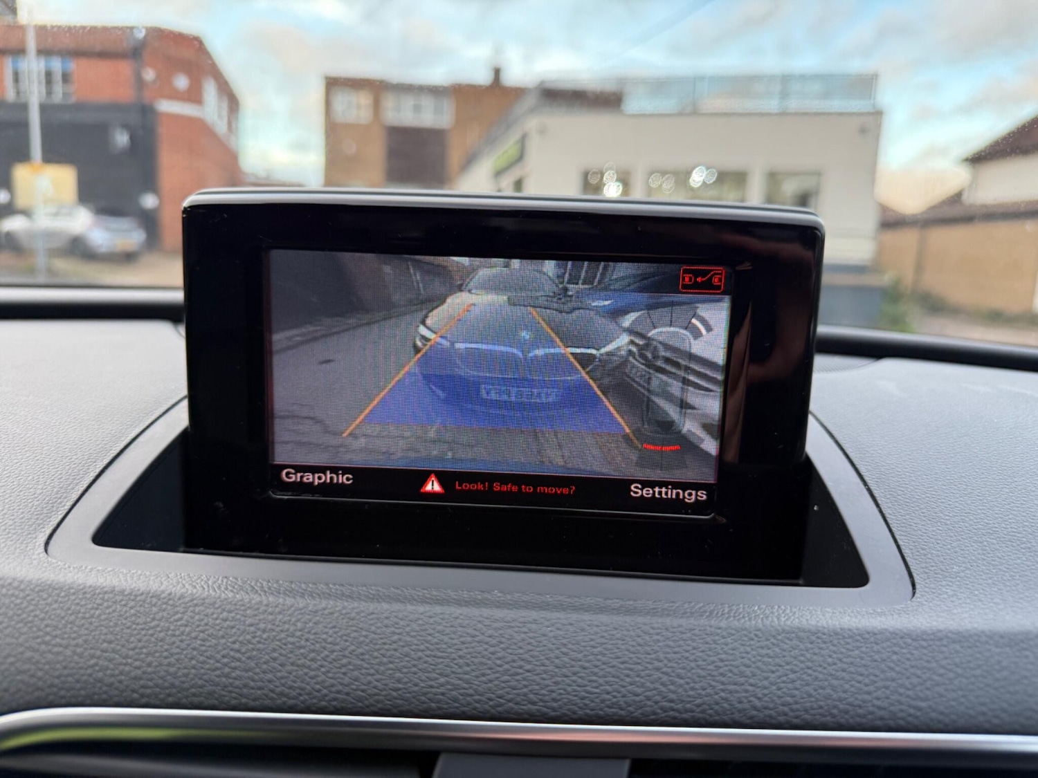 Used Audi RS Q3 2015 for sale - 76650360: Photo 22