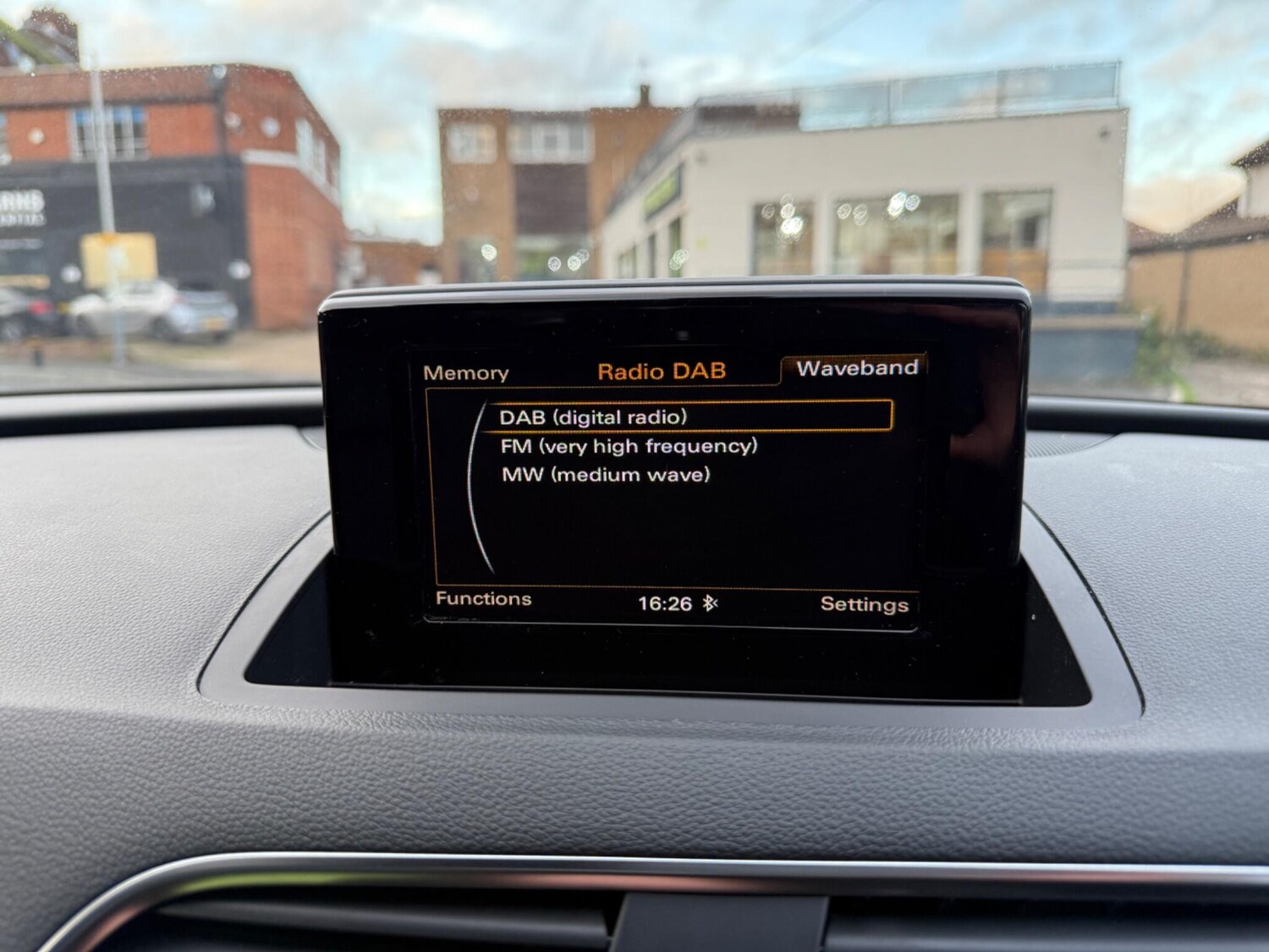 Used Audi RS Q3 2015 for sale - 76650360: Photo 25