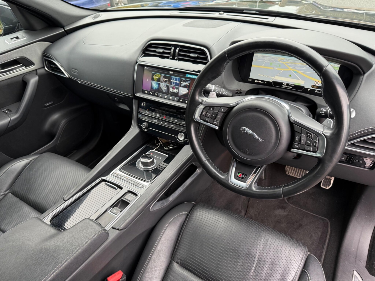 Used Jaguar F-Pace for sale - 77234028: Photo 14