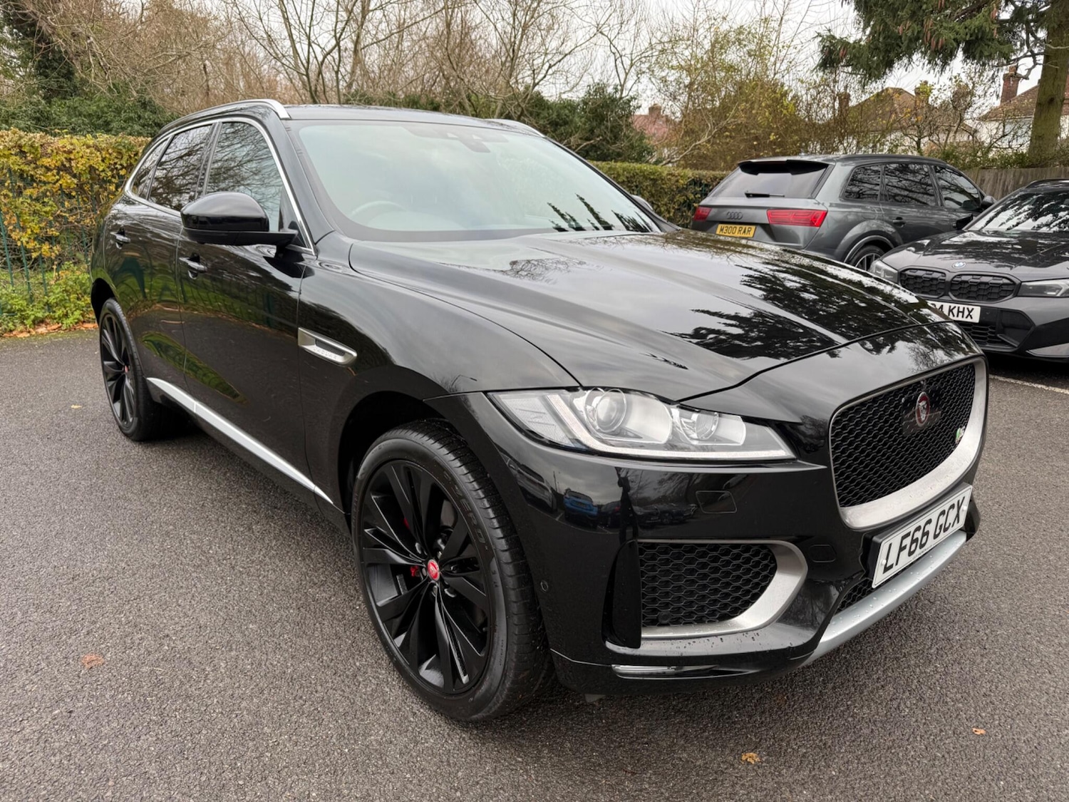 Used Jaguar F-Pace for sale - 77234028: Photo 2