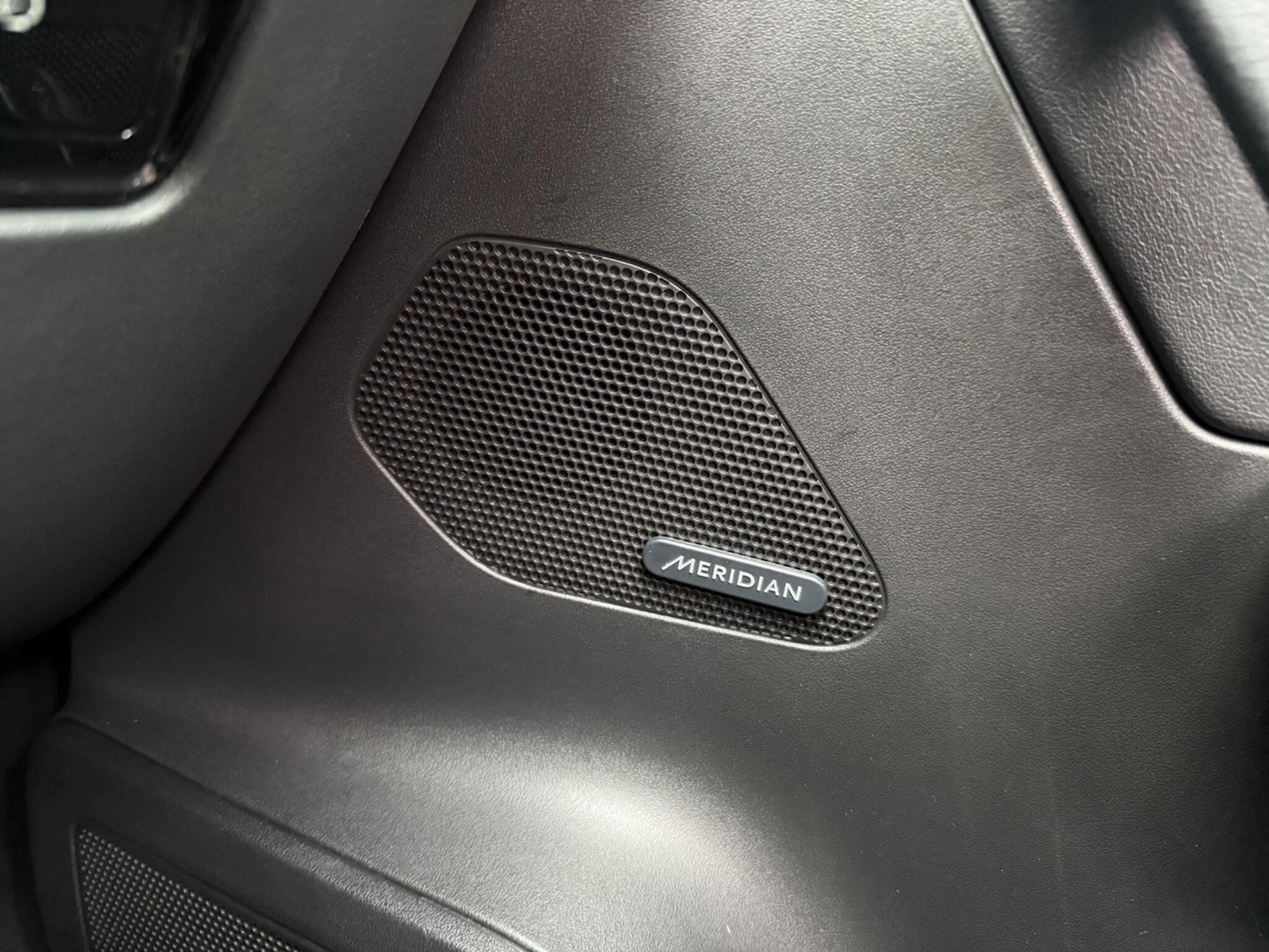 Used Jaguar F-Pace for sale - 77234028: Photo 26