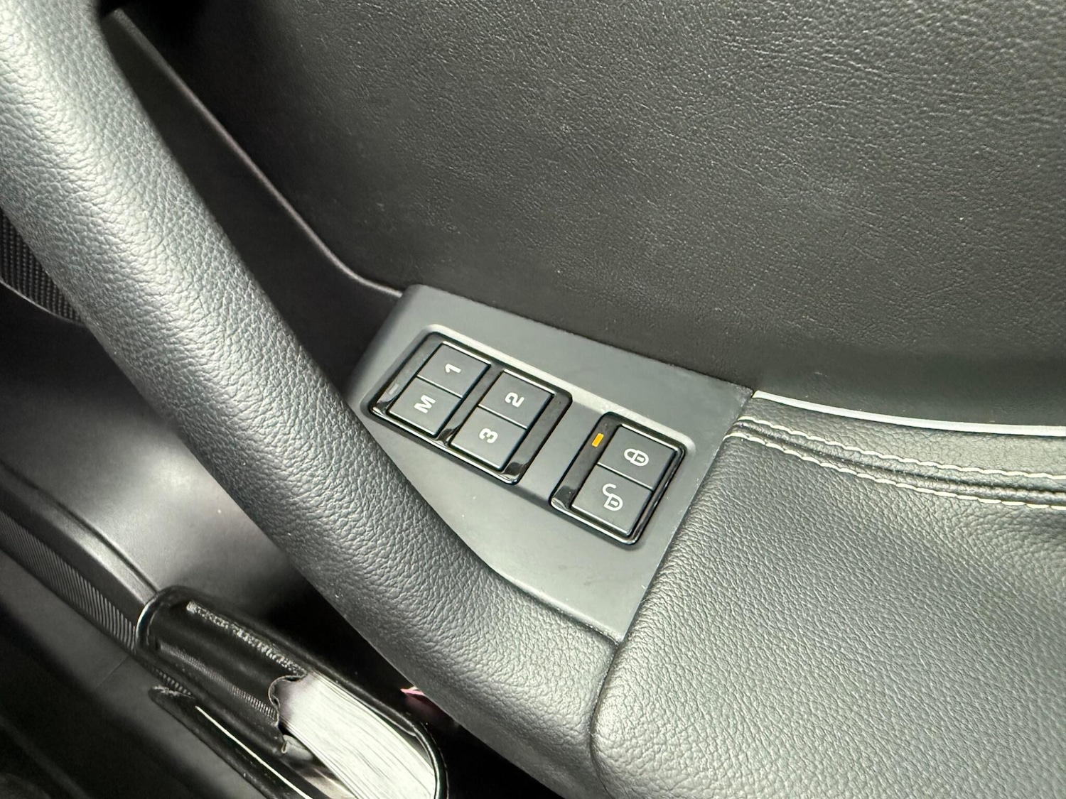 Used Jaguar F-Pace for sale - 77234028: Photo 27