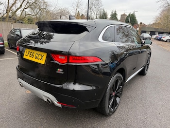 Used Jaguar F-Pace 2016 for sale - 77234028: Photo