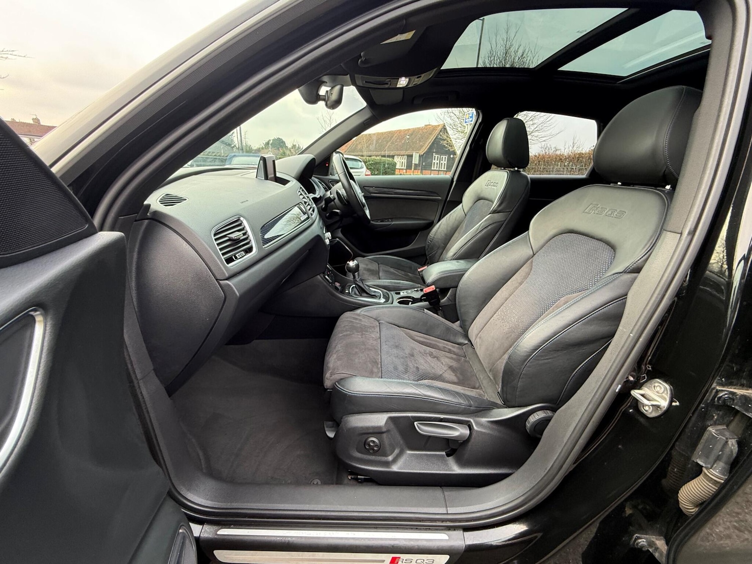 Used Audi RS Q3 2016 for sale - 78029055: Photo 12