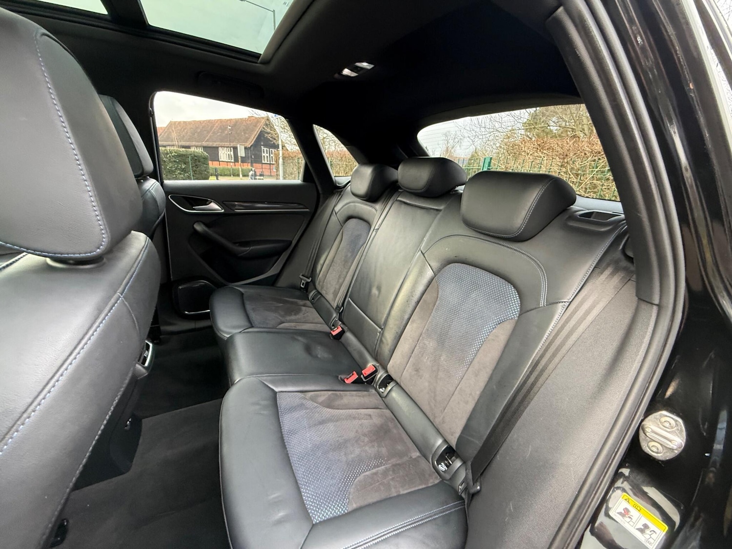 Used Audi RS Q3 2016 for sale - 78029055: Photo 33