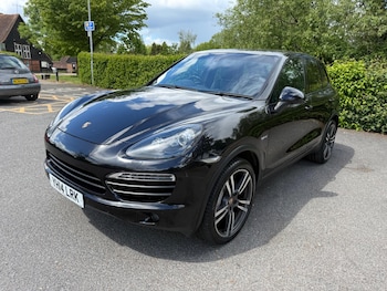 Used Porsche Cayenne 2014 for sale - 78436627: Photo