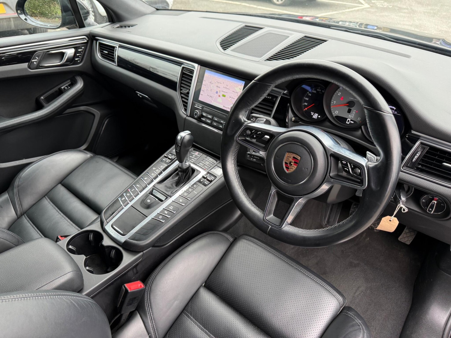 Used Porsche Macan 2017 for sale - 77608018: Photo 11