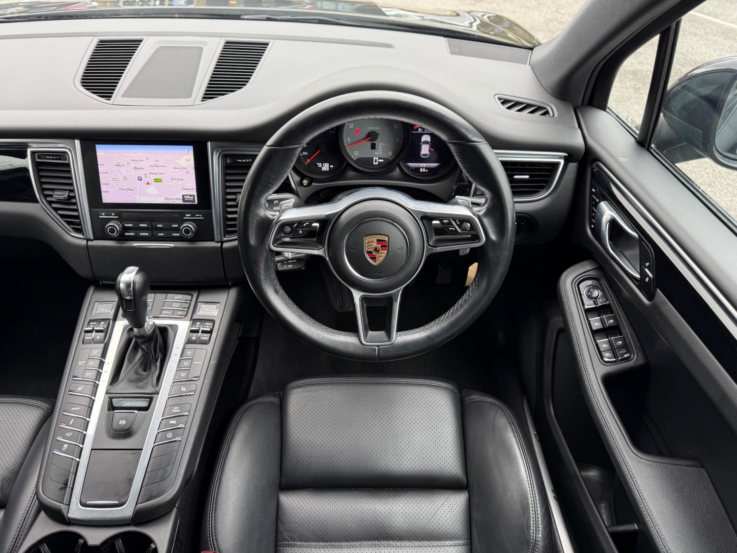 Used Porsche Macan 2017 for sale - 77608018: Photo 16