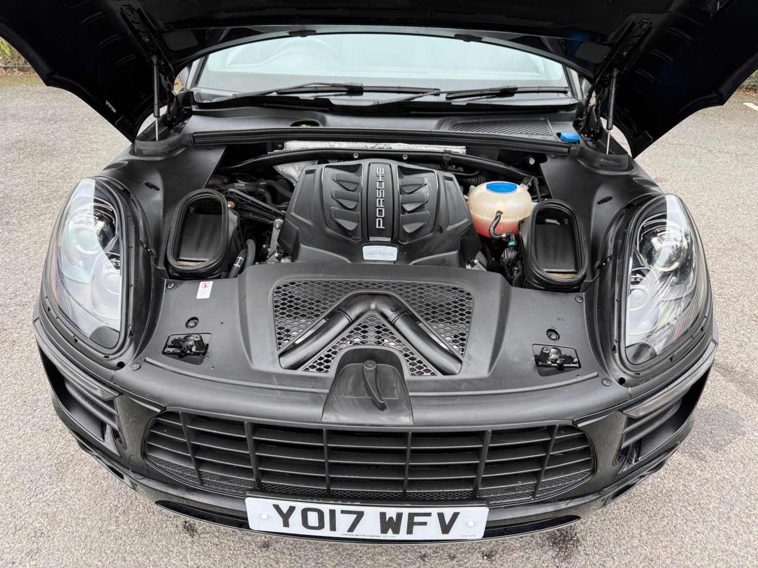 Used Porsche Macan 2017 for sale - 77608018: Photo 31