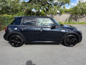 Used MINI Hatch 2020 for sale - 78829341: Photo