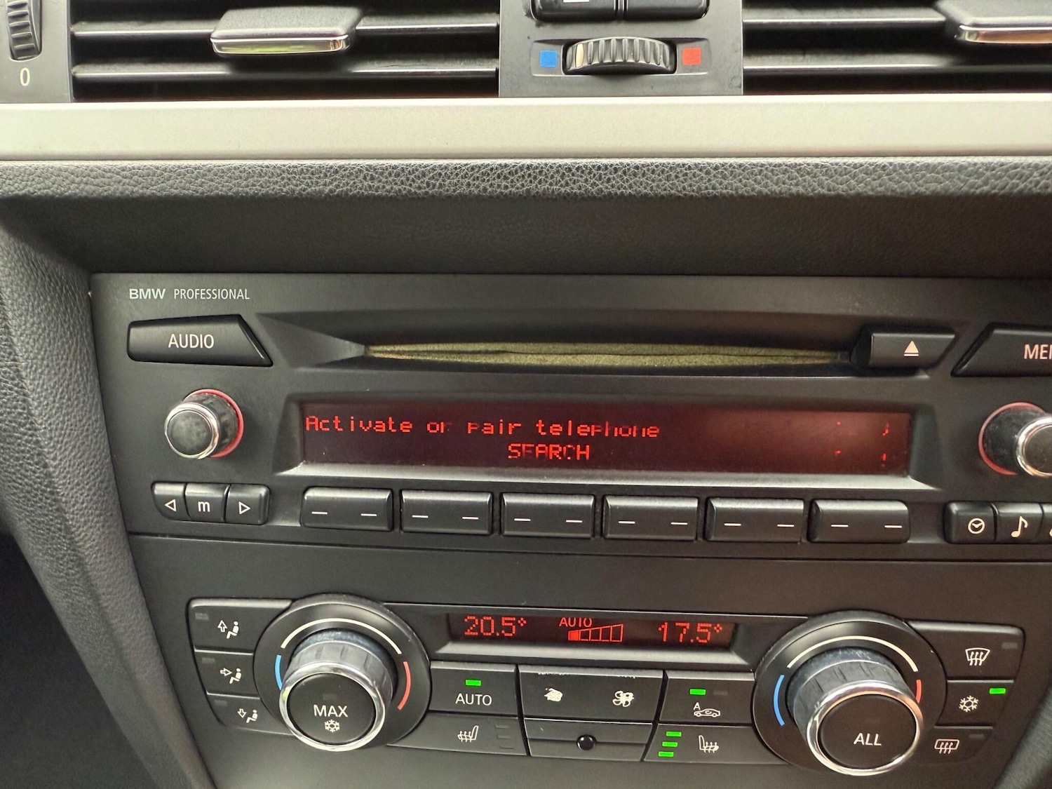 Used BMW 3 Series 2010 for sale - 76896432: Photo 22