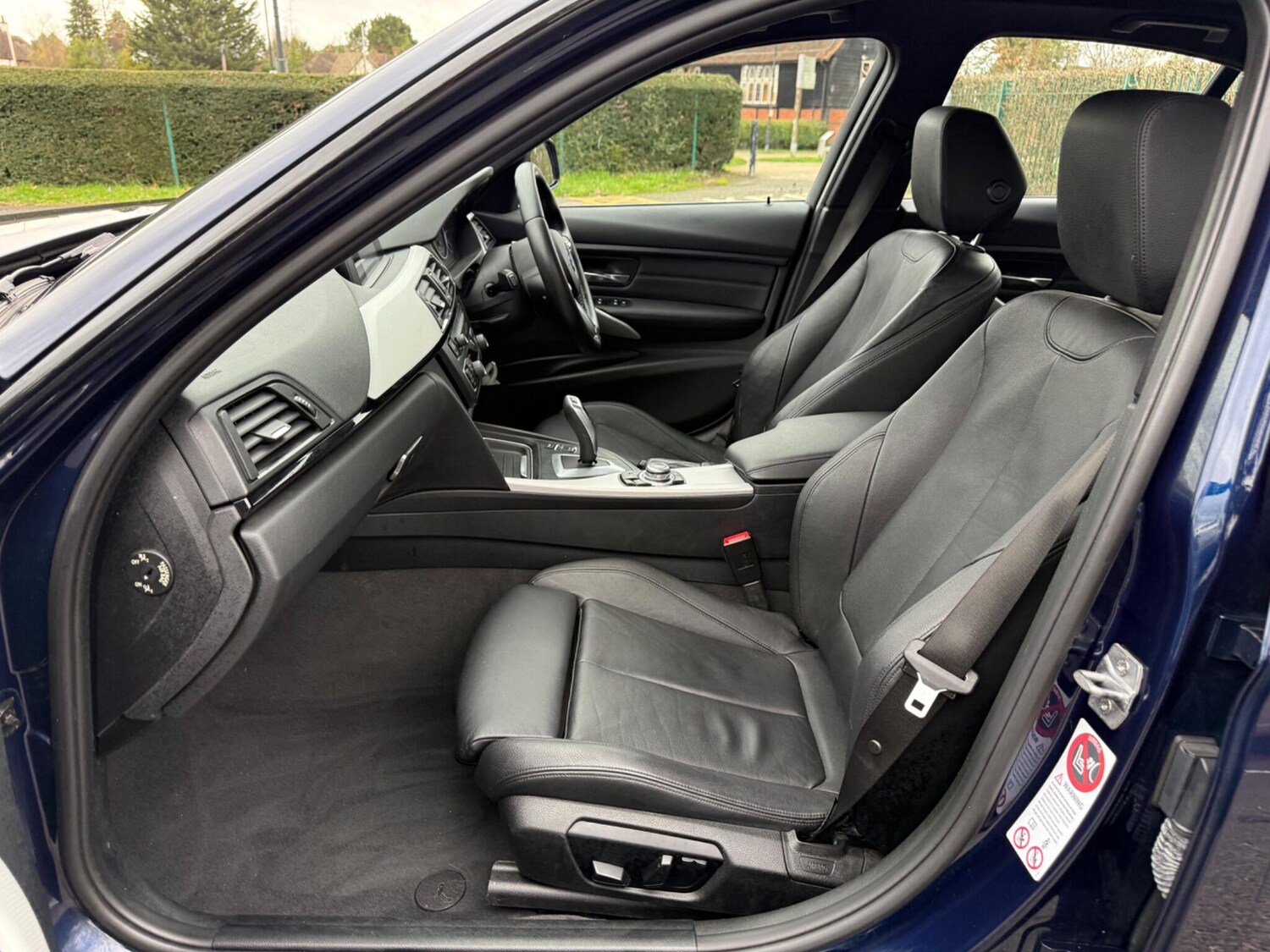 Used BMW 3 Series 2014 for sale - 77620382: Photo 12