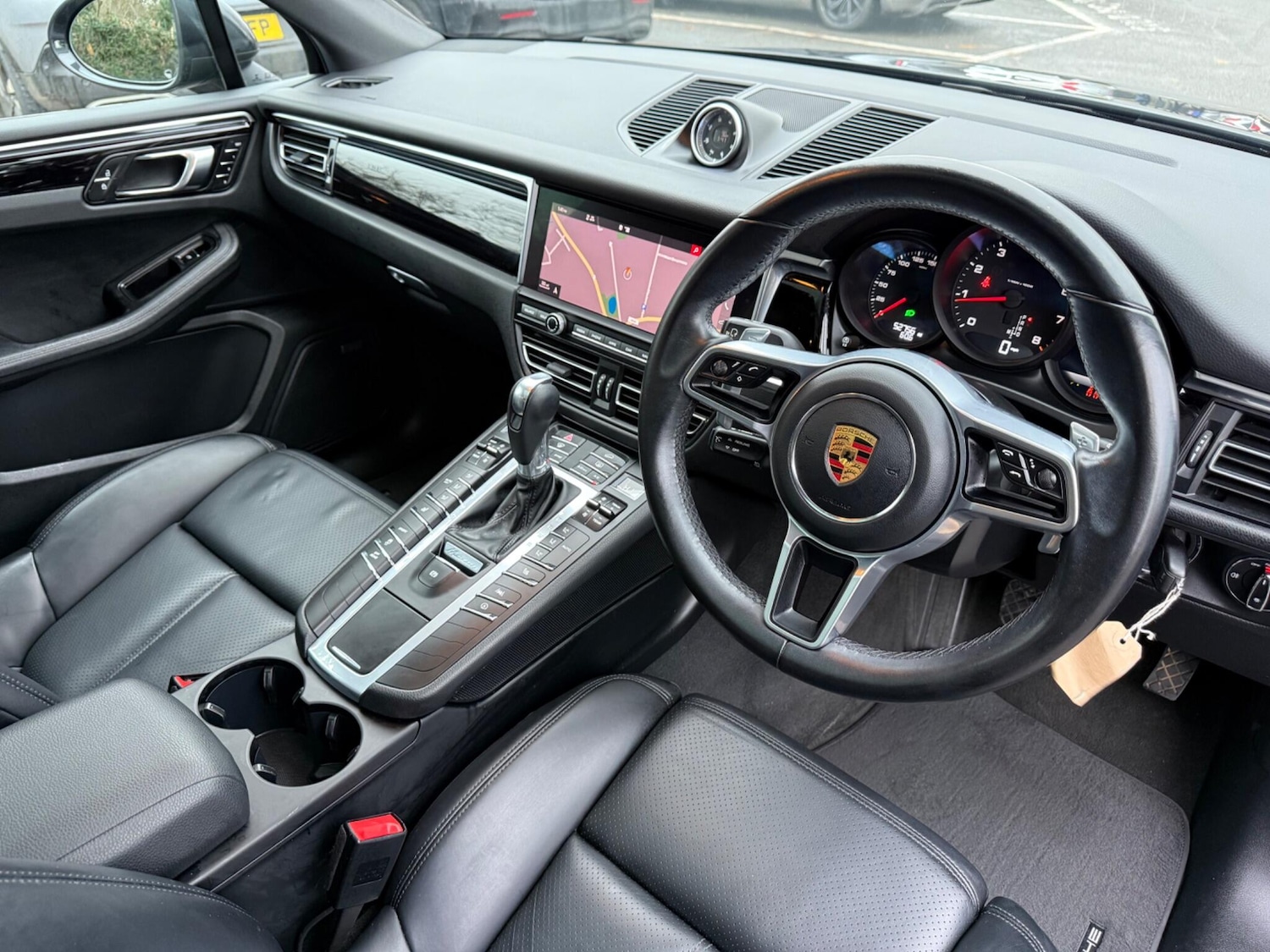 Used Porsche Macan 2020 for sale - 76792430: Photo 14