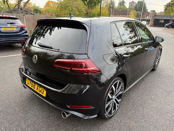 Used Volkswagen Golf 2018 for sale - 76274528: Photo