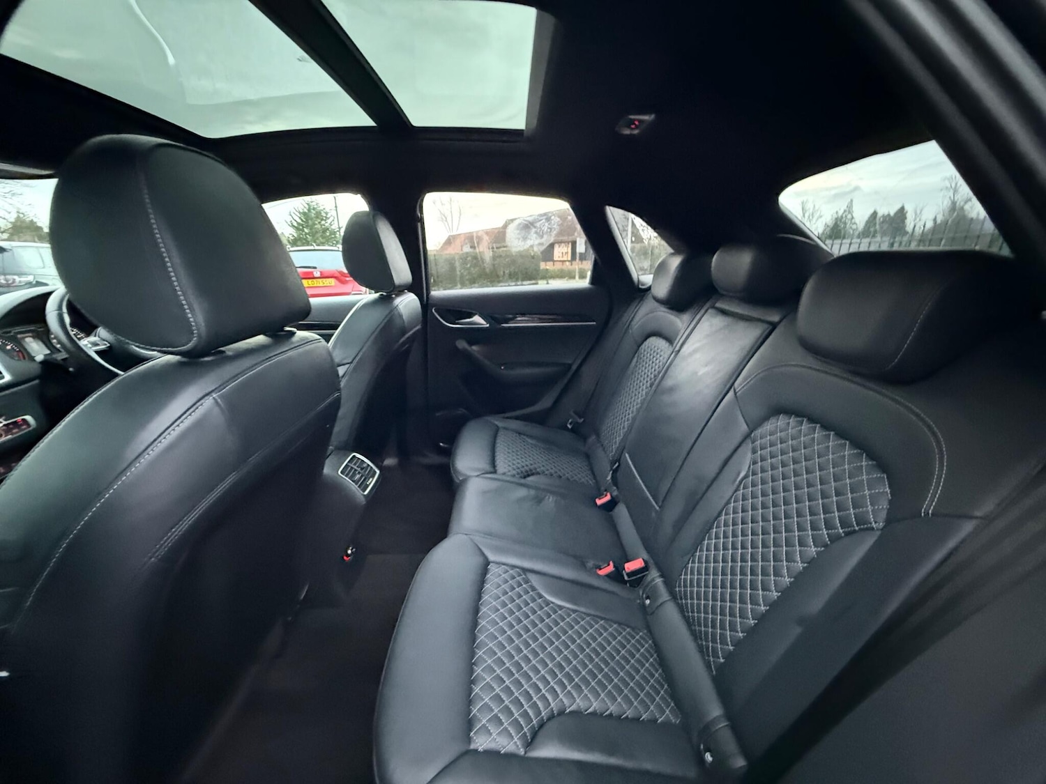 Used Audi RS Q3 2015 for sale - 76773508: Photo 17