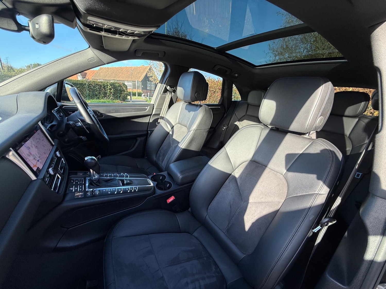 Used Porsche Macan 2018 for sale - 76641660: Photo 13