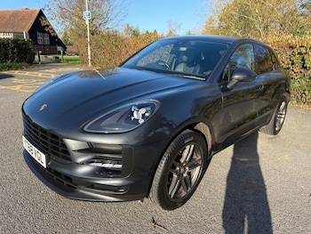 Porsche - Macan