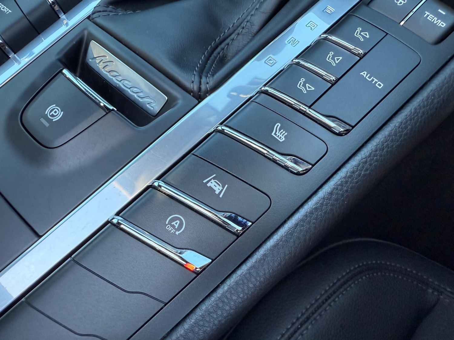 Used Porsche Macan 2018 for sale - 76641660: Photo 27