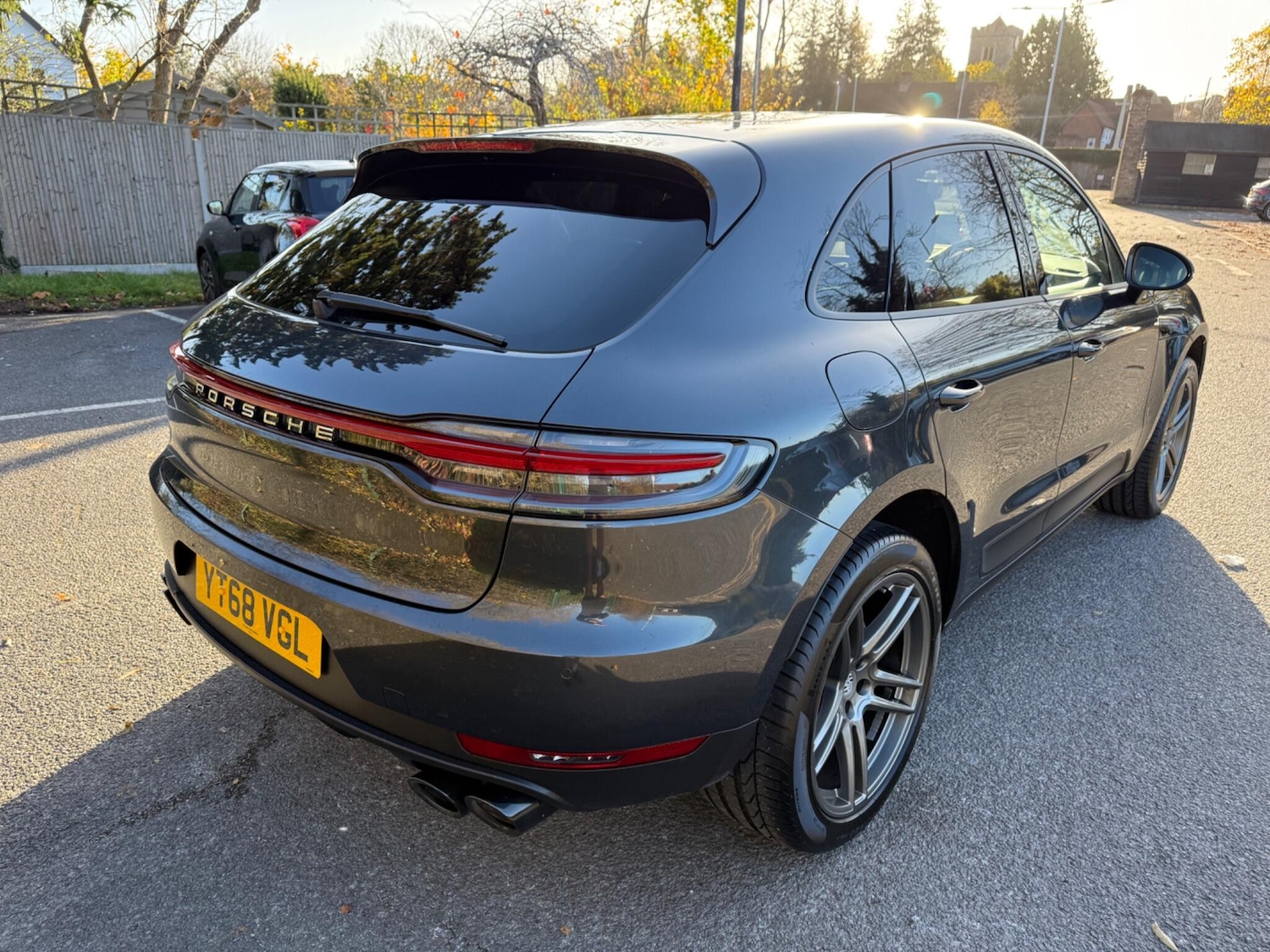 Used Porsche Macan 2018 for sale - 76641660: Photo 4