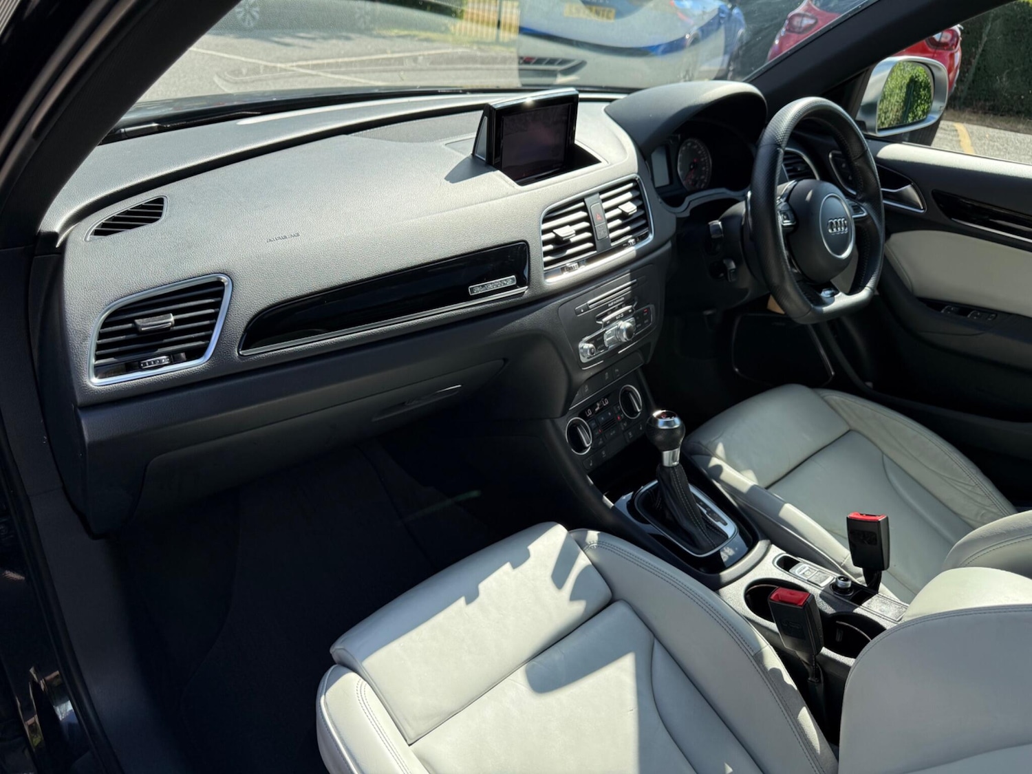 Used Audi RS Q3 2015 for sale - 77094234: Photo 14