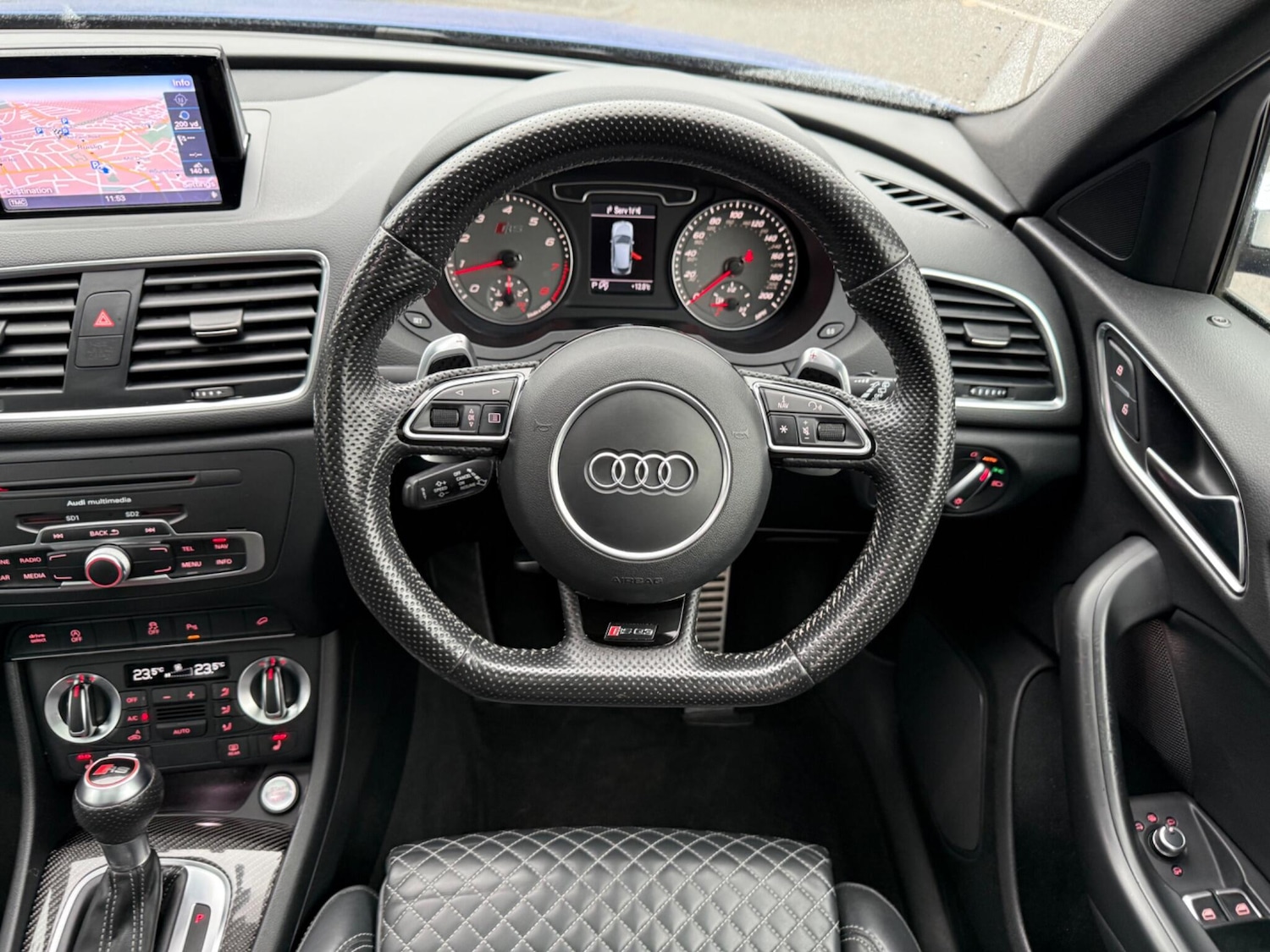 Used Audi RS Q3 2014 for sale - 76931721: Photo 15