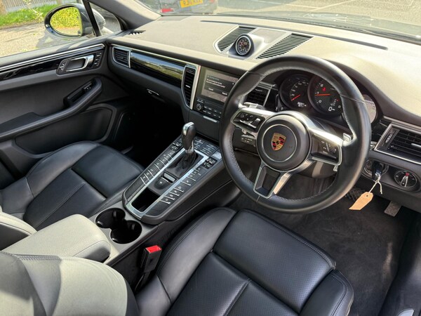 Used Porsche Macan 2016 for sale - 76134023: Photo 19