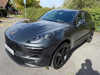 Porsche - Macan