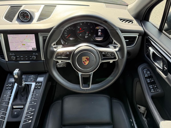 Used Porsche Macan 2016 for sale - 76134023: Photo 24