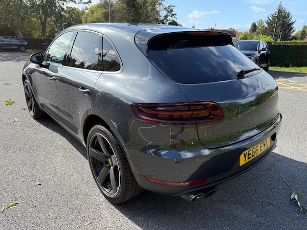 Used Porsche Macan 2016 for sale - 76134023: Photo 3
