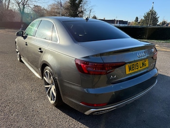 Used Audi A4 2019 for sale - 77077407: Photo