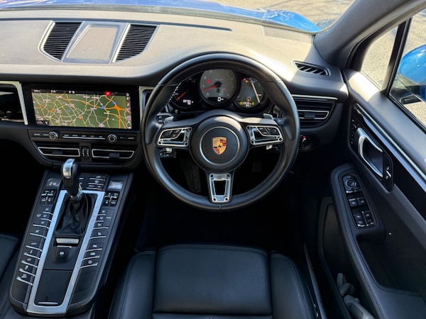 Used Porsche Macan 2019 for sale - 76057856: Photo 17