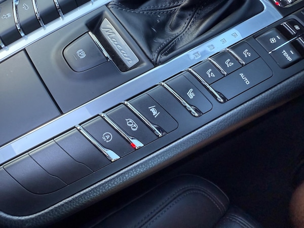 Used Porsche Macan 2019 for sale - 76057856: Photo 23