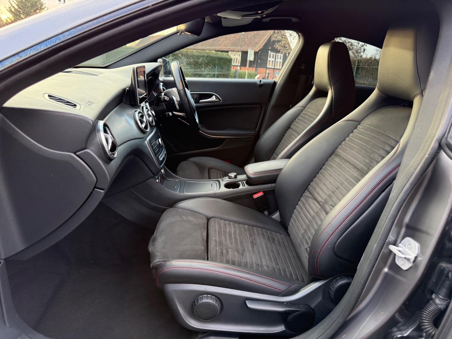 Used Mercedes-Benz CLA for sale - 77350500: Photo 12