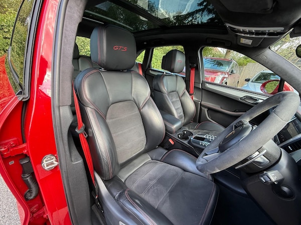 Used Porsche Macan 2016 for sale - 76036514: Photo 10