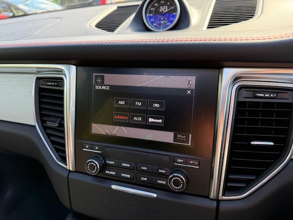 Used Porsche Macan 2016 for sale - 76036514: Photo 30