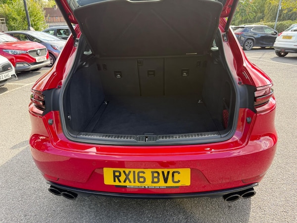 Used Porsche Macan 2016 for sale - 76036514: Photo 38