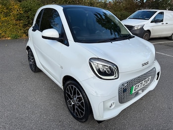 Used smart fortwo 2021 for sale - 76905176: Photo