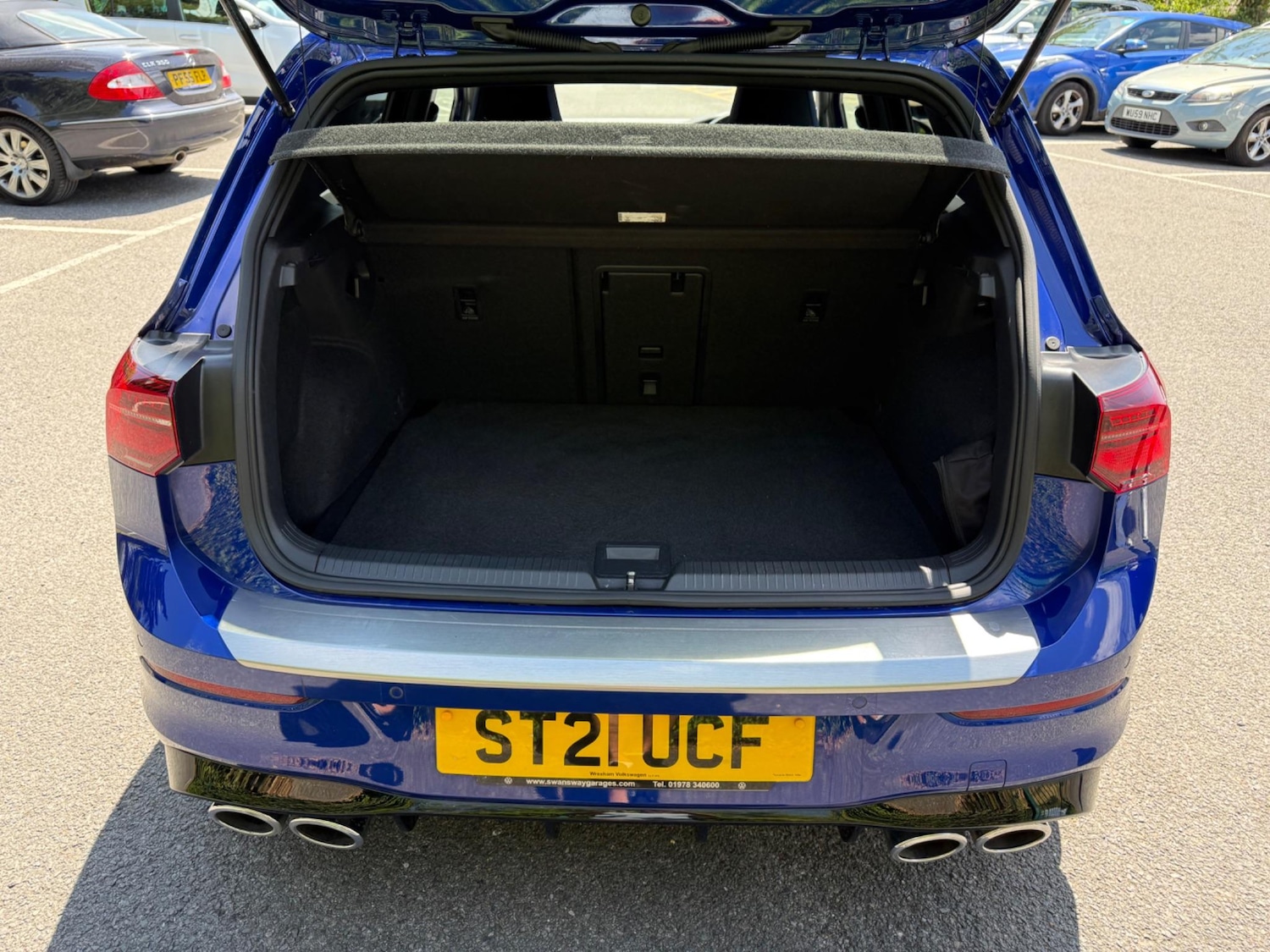 Vehicle 28