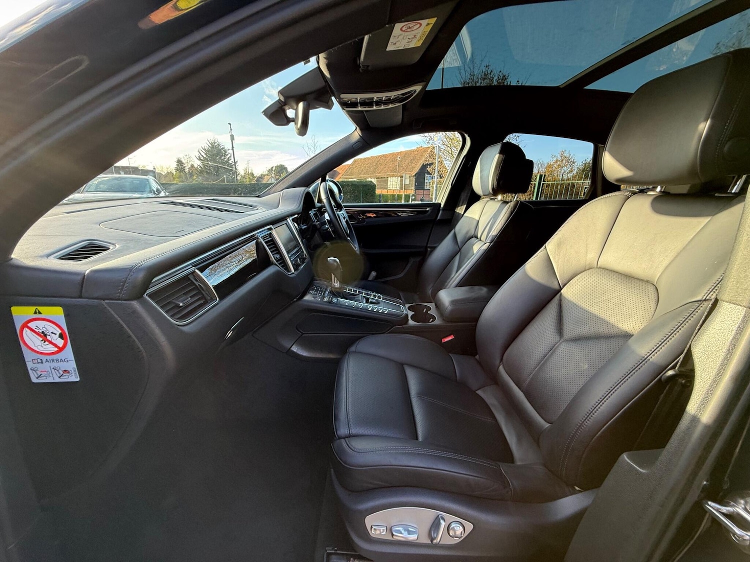 Used Porsche Macan 2015 for sale - 76748526: Photo 12