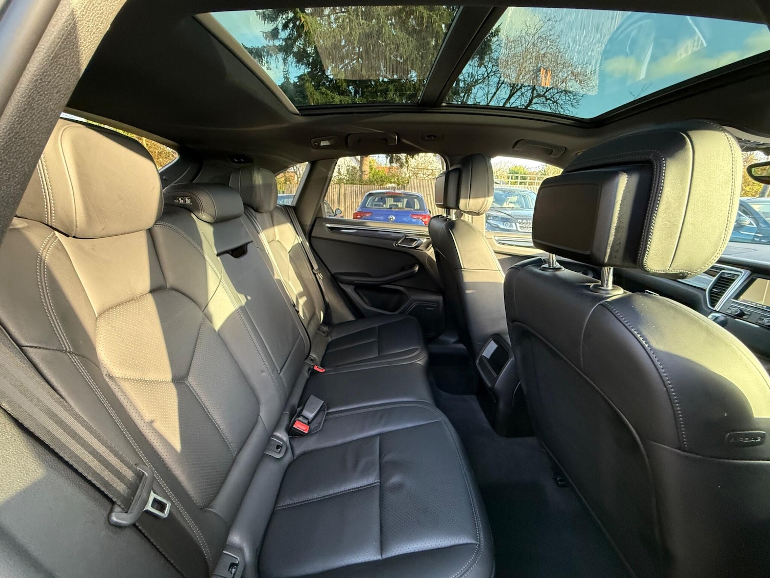 Used Porsche Macan 2015 for sale - 76748526: Photo 20