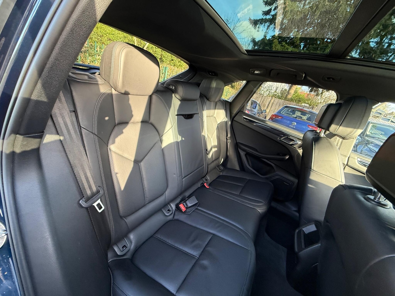 Used Porsche Macan 2015 for sale - 76748526: Photo 21