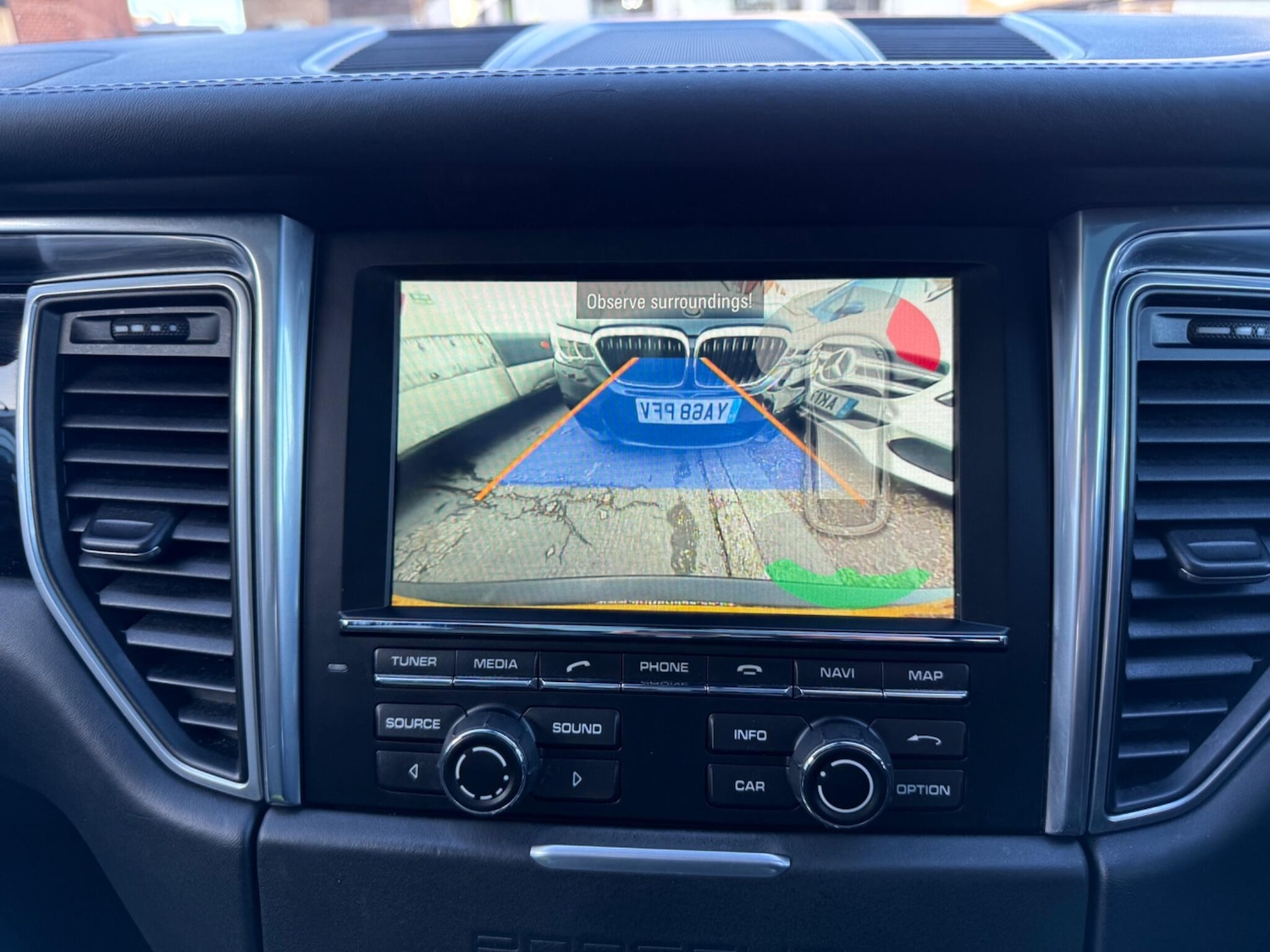 Used Porsche Macan 2015 for sale - 76748526: Photo 24