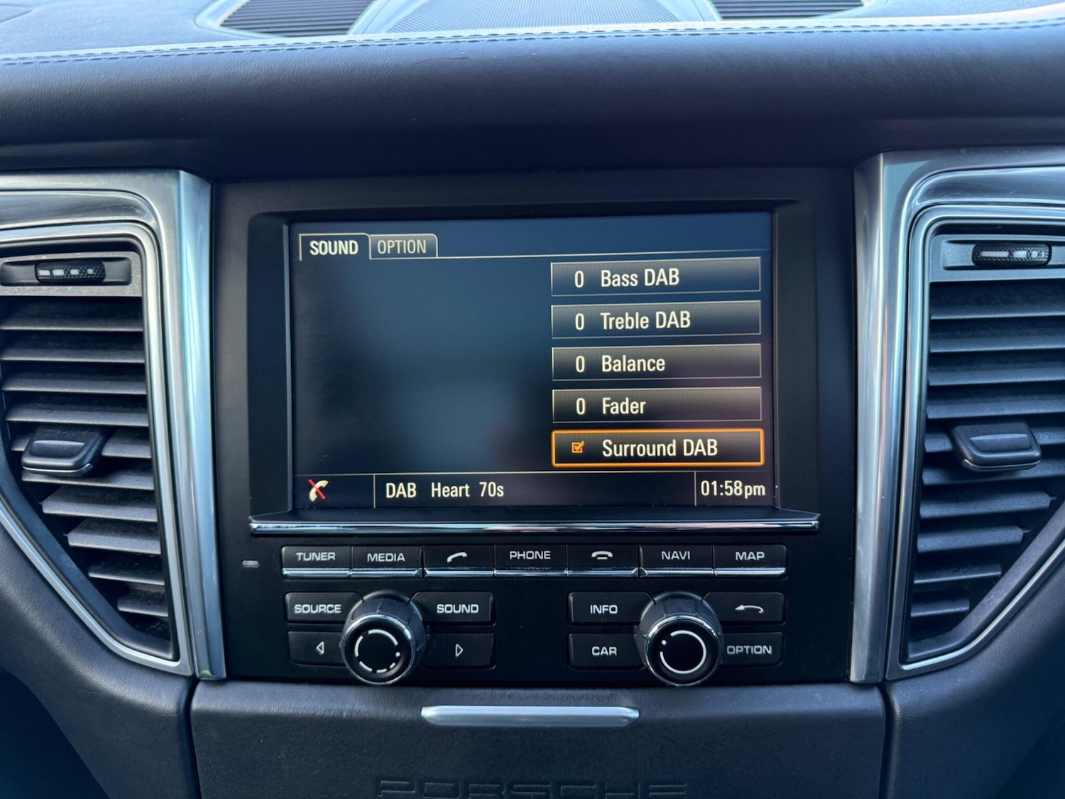 Used Porsche Macan 2015 for sale - 76748526: Photo 27